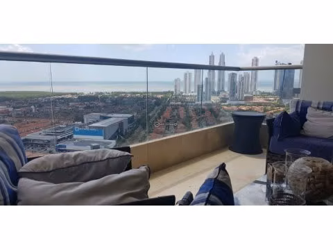 Venta de Apartamento en Santa María, PH Greenview. Rebajado