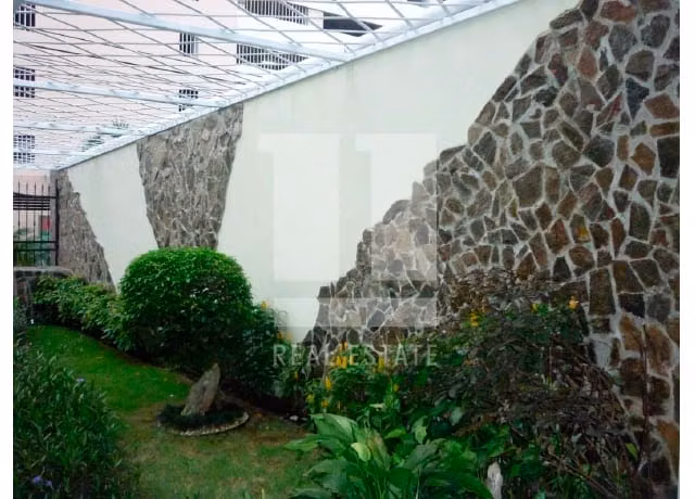 Se vende Casa Duplex en Obarrio