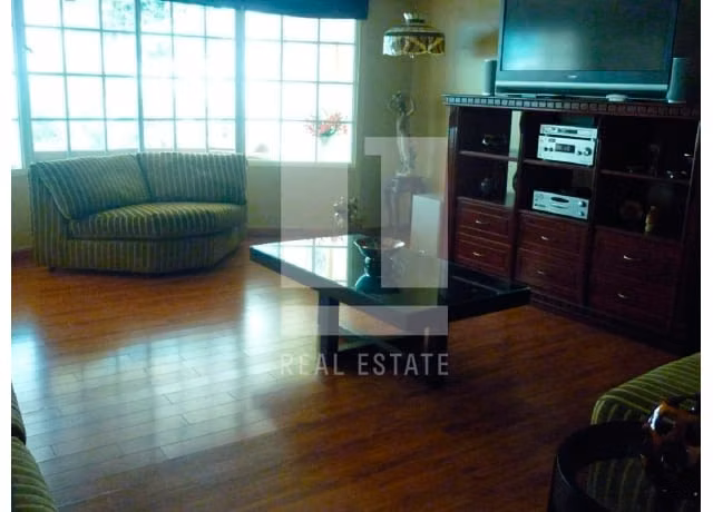 Se vende Casa Duplex en Obarrio