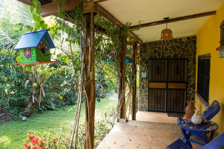 CASA DE PLAYA EN COSTA ESMERALDA CON PISCINA