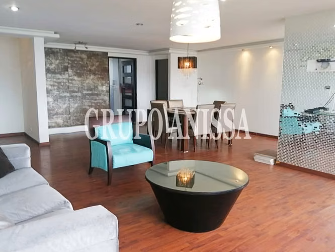 Se Vende Hermoso Apartamento en Marbella Cod. 