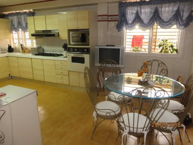 Casa en Betania, La Alameda, 3 rec., 720m2