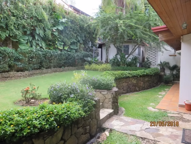 Casa en Betania, La Alameda, 3 rec., 720m2