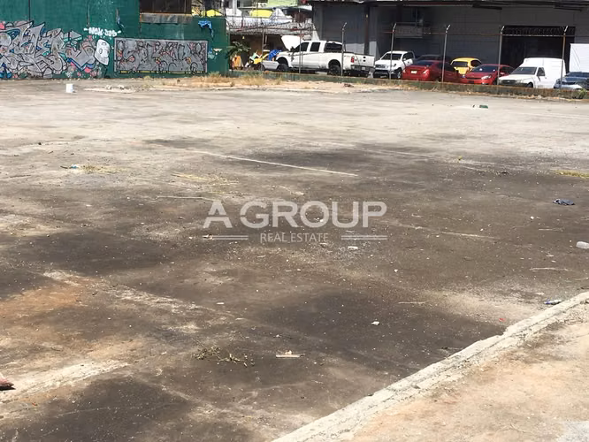 Se vende terreno en Pueblo Nuevo a 40 metros de la Transismica