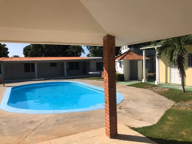 Casa en Coronado, 6 rec., 392m2