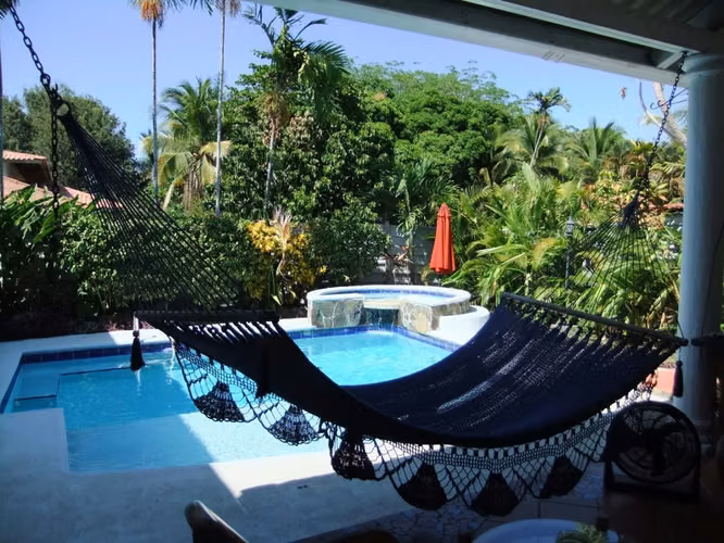 Venta de Casa en Coronado, con terreno de 1,250m2