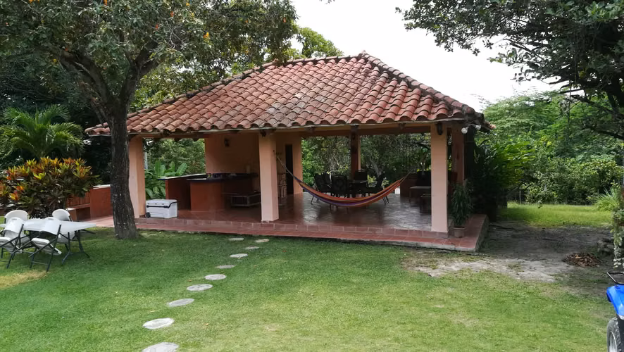 VENDO CASA. PUNTA BARCO. CORONADO. PLAYA.