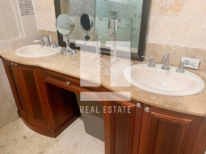Se Vende Apartamento en Obarrio, PH Victoria Tower - Imagen 10