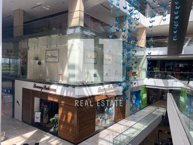 Se Vende Local en Costa del Este, Atrio Mall - Imagen 1