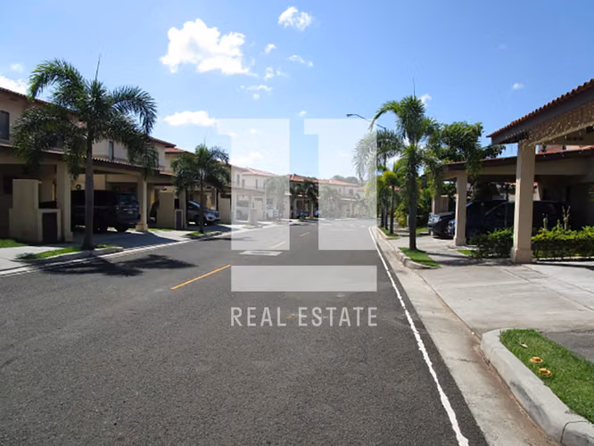 Se Vende Casa en Panamá Pacifico, Woodlands - Imagen 3