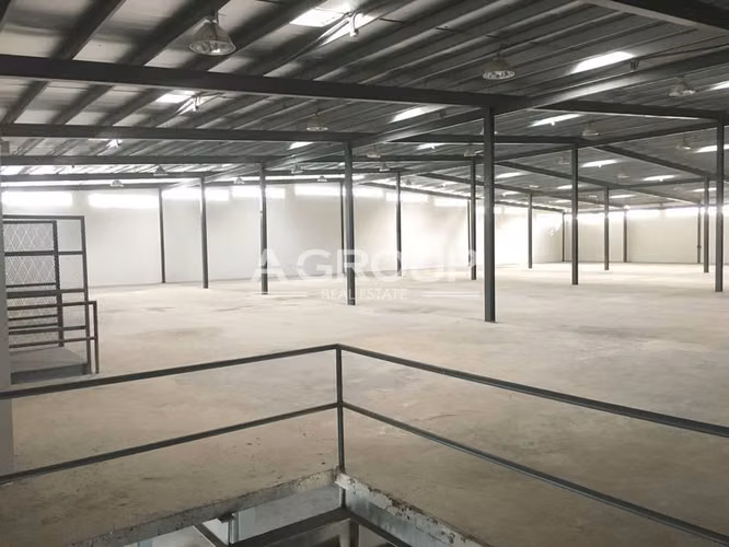 Juan Díaz - Warehouse For Sale