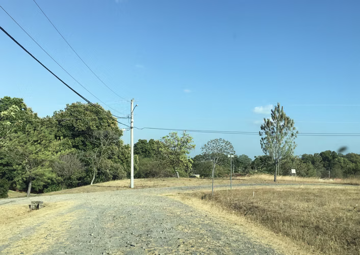 VENDO LOTE EN CONJUNTO RESIDENCIAL EN LAS LAJAS