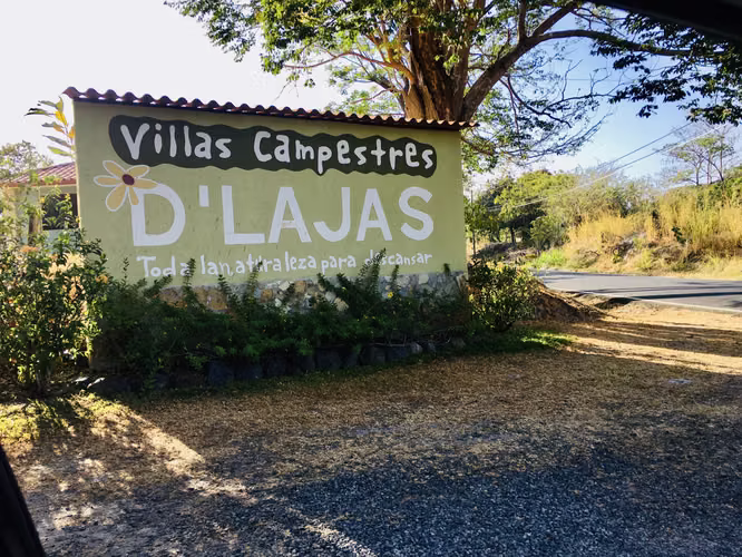 VENDO LOTE EN CONJUNTO RESIDENCIAL EN LAS LAJAS