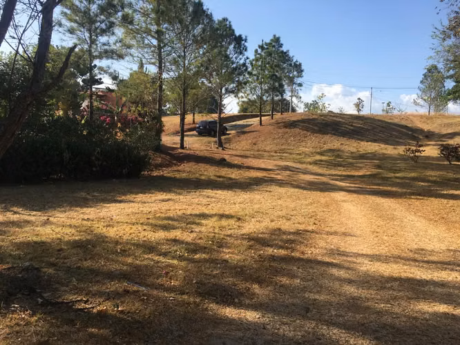 VENDO LOTE EN CONJUNTO RESIDENCIAL EN LAS LAJAS - Imagen 2
