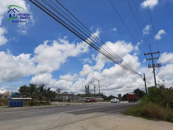 ID# L-0046 Lote comercial e Industrial en Venta - Imagen 7