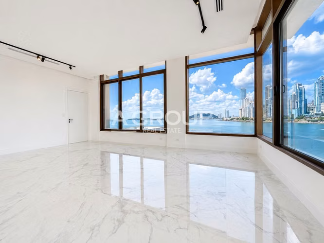 Penthouse en Ocean Reef - Punta Pacifica -Se Vende Exclusiva Propiedad