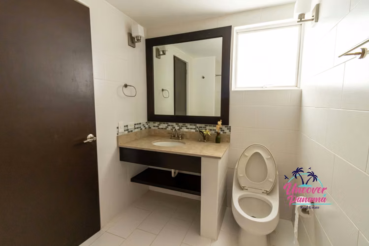 ¿Buscas una casa amplia acogedora  y…especial?  Mira esto. - Imagen 8