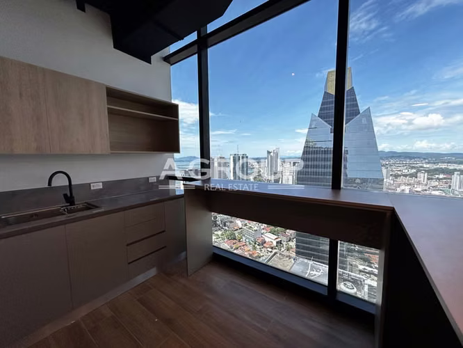 Se vende oficina en Tower Financial Center - Calle 50