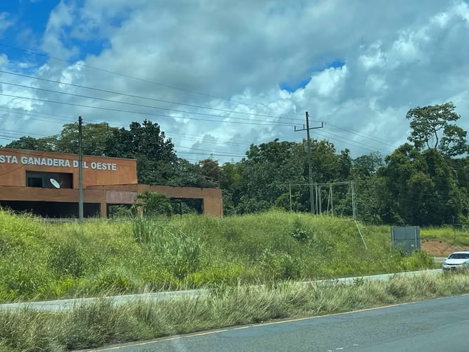 Venta Terreno en Vía Interamericana, 2,400m2