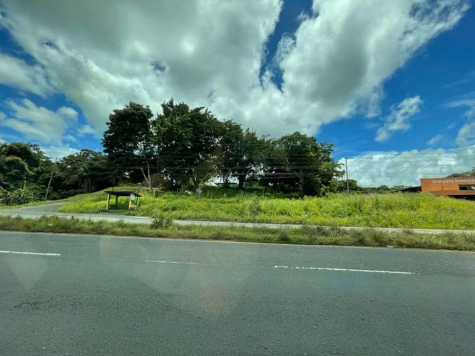 Venta Terreno en Vía Interamericana, 2,400m2