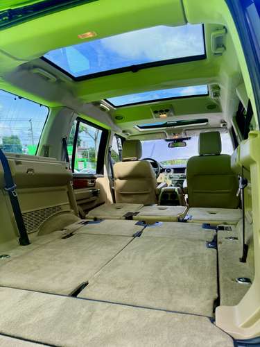 LAND ROVER LR4 2015 SUPER CARGADO.  UN VEHÍCULO AMPLIO, SEGURO Y CÓMODO.  COMO NUEVO Y CON SUS MANTENIMIENTOS DE AGENCIA