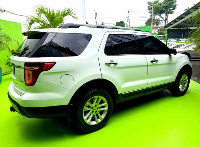 FORD EXPLORER 4X4 2015 XLT GANGA EXTRAORDINARIAS CONDICIONES
