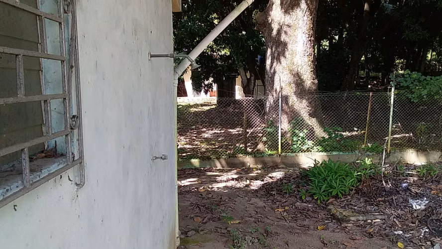 Terreno con construcción en Chame, 975m2