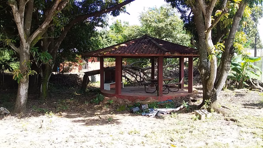 Terreno con construcción en Chame, 975m2