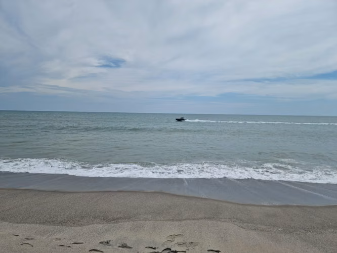 Terreno frente al mar en Playa Malibú, Gorgona, 1,000m2