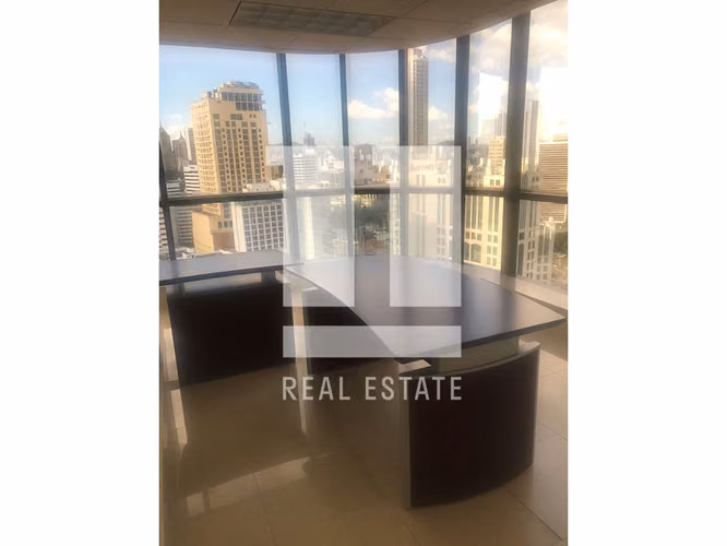 En venta oficina en Obarrio, calle 50, PH Plaza Banco General - Imagen 1