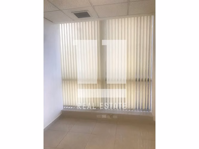 En venta oficina en Obarrio, calle 50, PH Plaza Banco General - Imagen 3