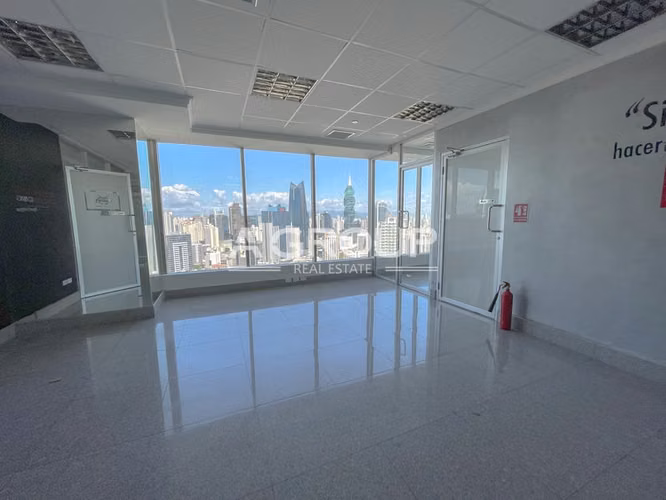 Se vende oficina en Torre Bicsa - Avenida Balboa - Imagen 2
