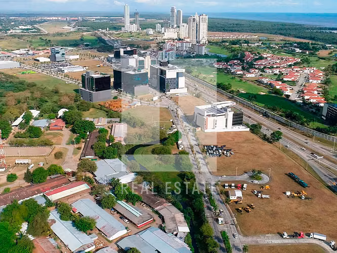 Terreno en Santa Maria Business District 1,147.35 M2