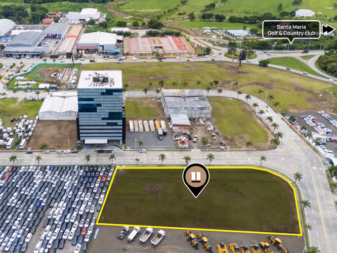 Terreno en Santa María Business District 4,898.94 M2 - Imagen 3
