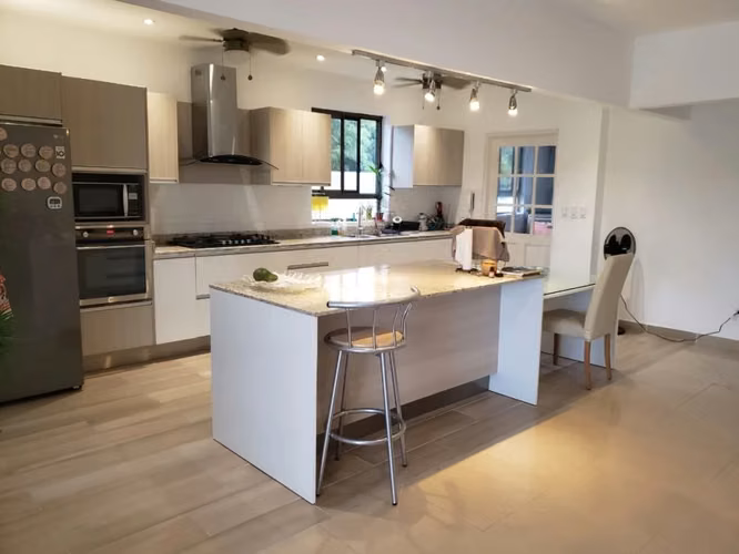 Venta de Apartamento Pent-house en Diablo, Ancón, PH Provenza, 459m²