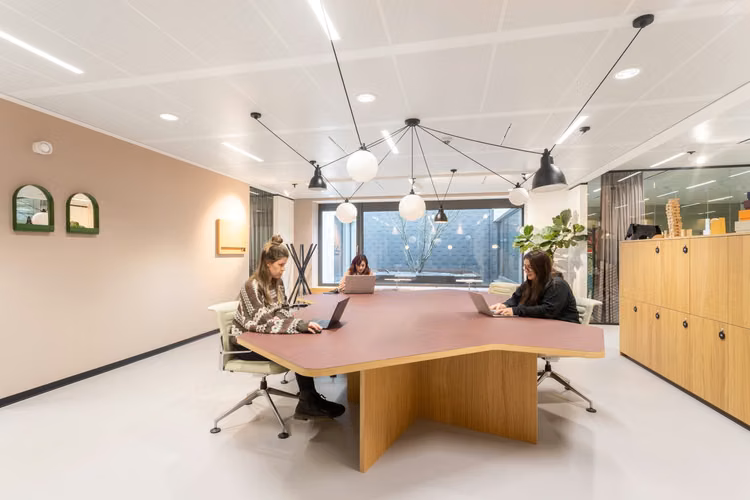 Únete a una comunidad empresarial en crecimiento en PANAMA CITY, Spaces Plaza 2000 - Imagen 9