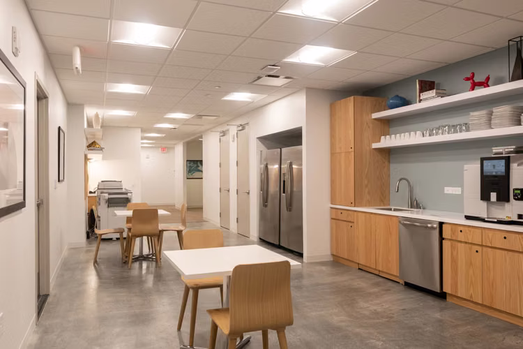 Alquiler de oficina abierta bellamente diseñada para 10 personas en PANAMA CITY, Spaces Plaza 2000