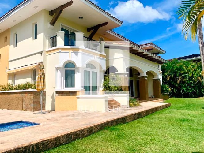 Se vende Casa en Tucan Country Club - Imagen 20