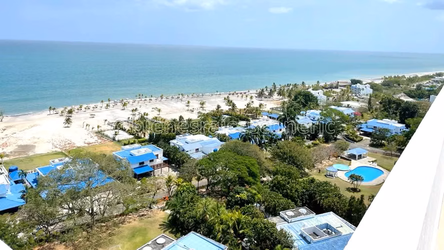 Venta de Penthouse con vista al mar en PH Terrazas, Playa Blanca