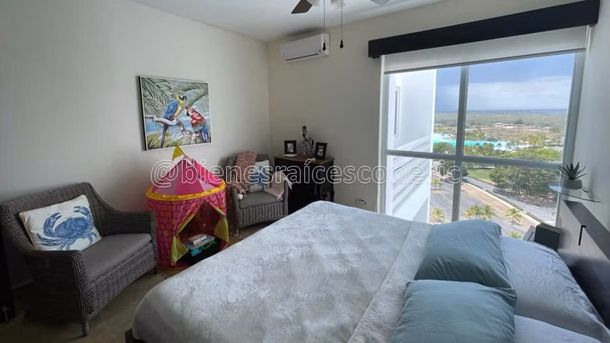 Venta de Penthouse con vista al mar en PH Terrazas, Playa Blanca