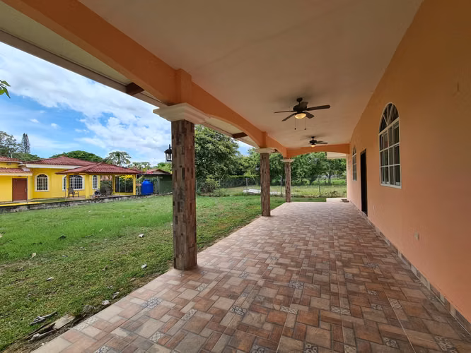 VENDO CASA. SANTA CLARA. PLAYA. NUEVA.