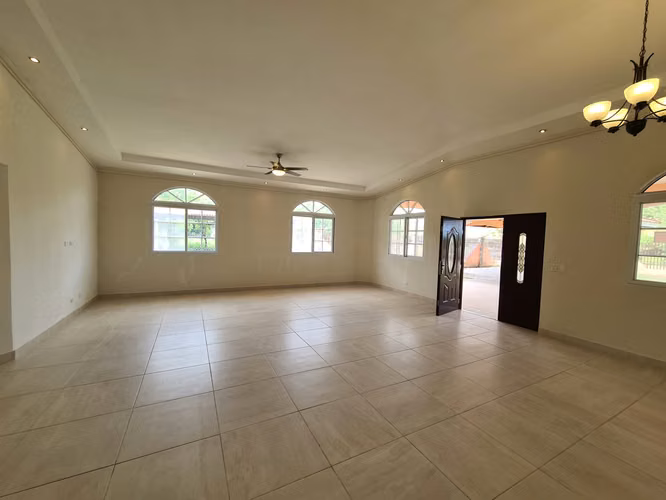 VENDO CASA. SANTA CLARA. PLAYA. NUEVA.