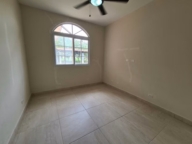 VENDO CASA. SANTA CLARA. PLAYA. NUEVA.