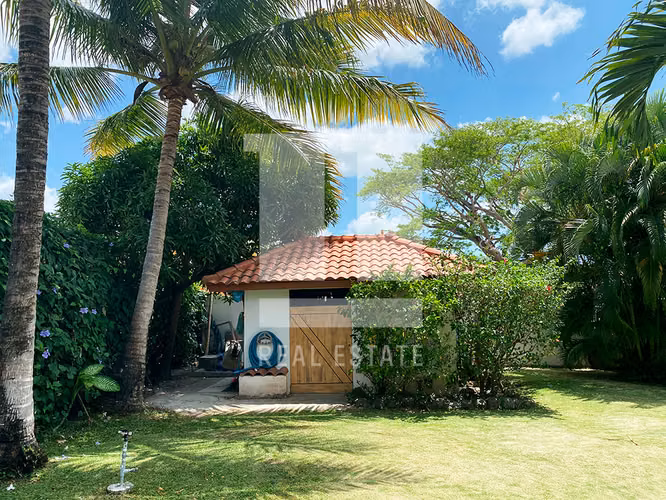 Se vende Casa de playa en Punta Barco