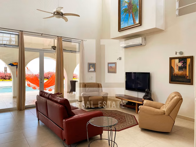 Se vende Casa de playa en Punta Barco