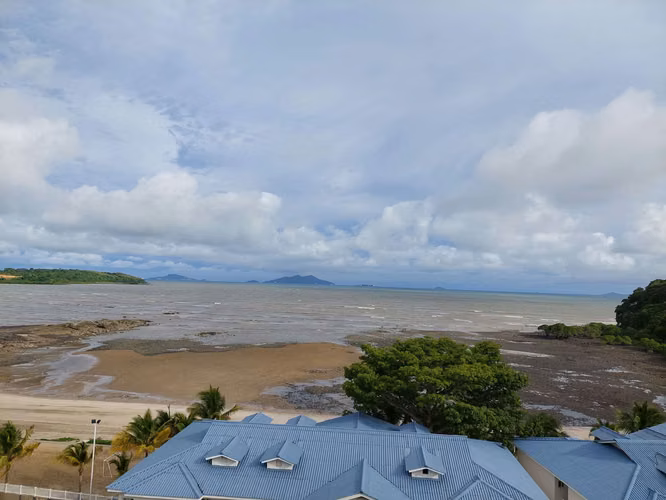 Se vende apartamento en Playa Dorada P.H Altamira Arraijan