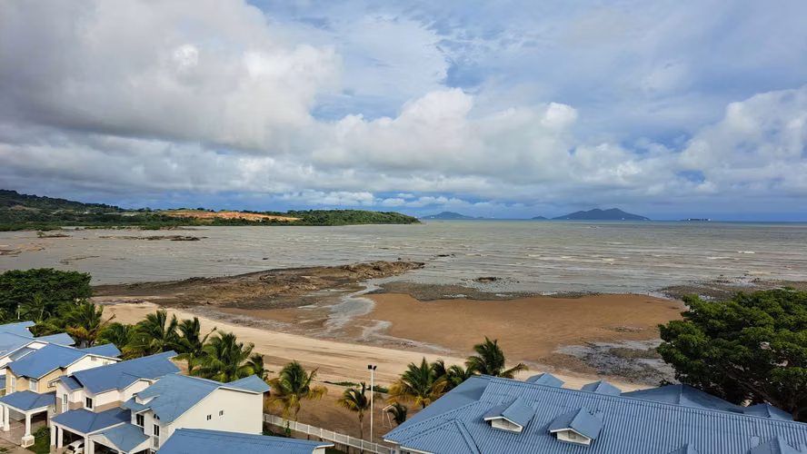 Se vende apartamento en Playa Dorada P.H Altamira Arraijan