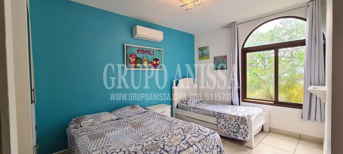 Se Vende Casa de Playa con Piscina en Vistamar San Carlos