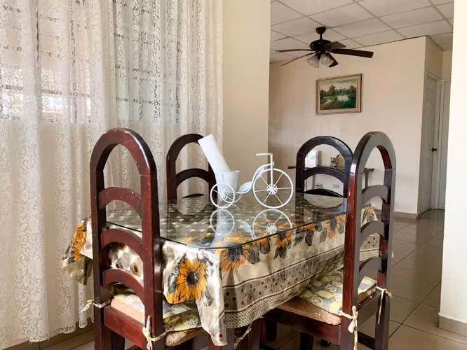VENTA CASA EN COLINAS DE SANTA ISABEL- CHIRIQUÍ