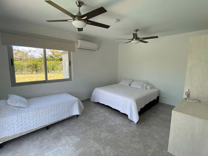 PUNTA BARCO CASA NUEVA EN VENTA